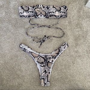 NWOT Snakeskin wraparound bikini set